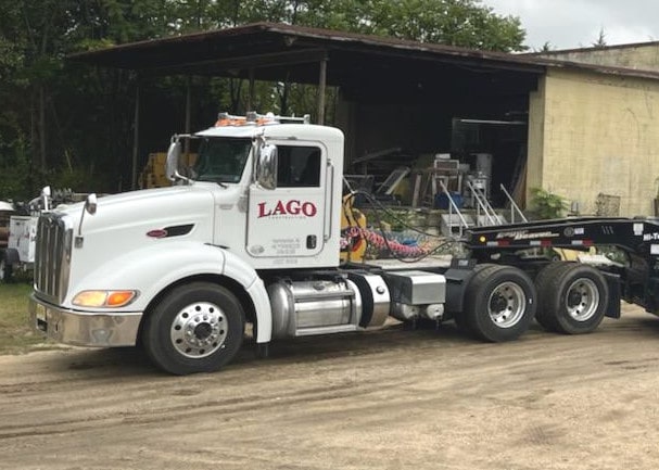 LAGO 18-Wheeler Truck